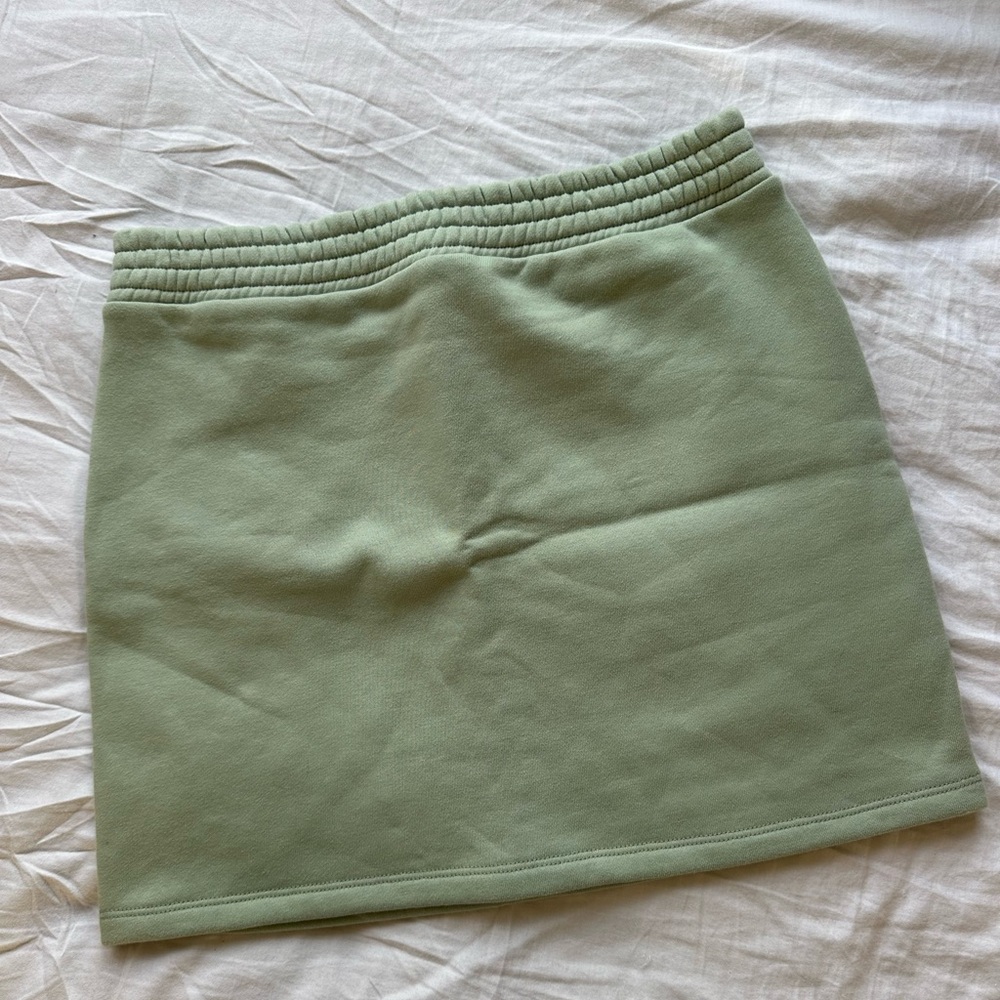 NWOT: Reformation Sweat Skirt in Size M
